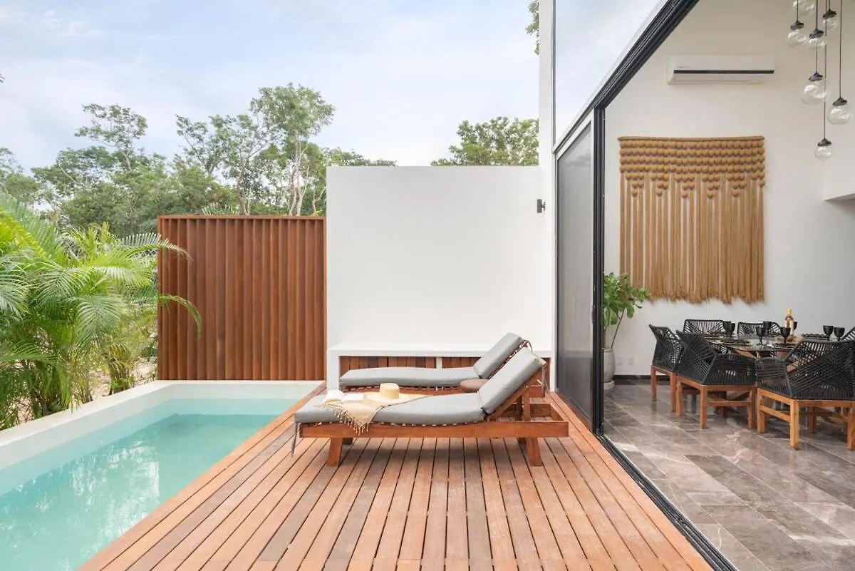 Luxury 4Br Villa With 3 Pools & Paddle Court, Karanda Tulum Mexico